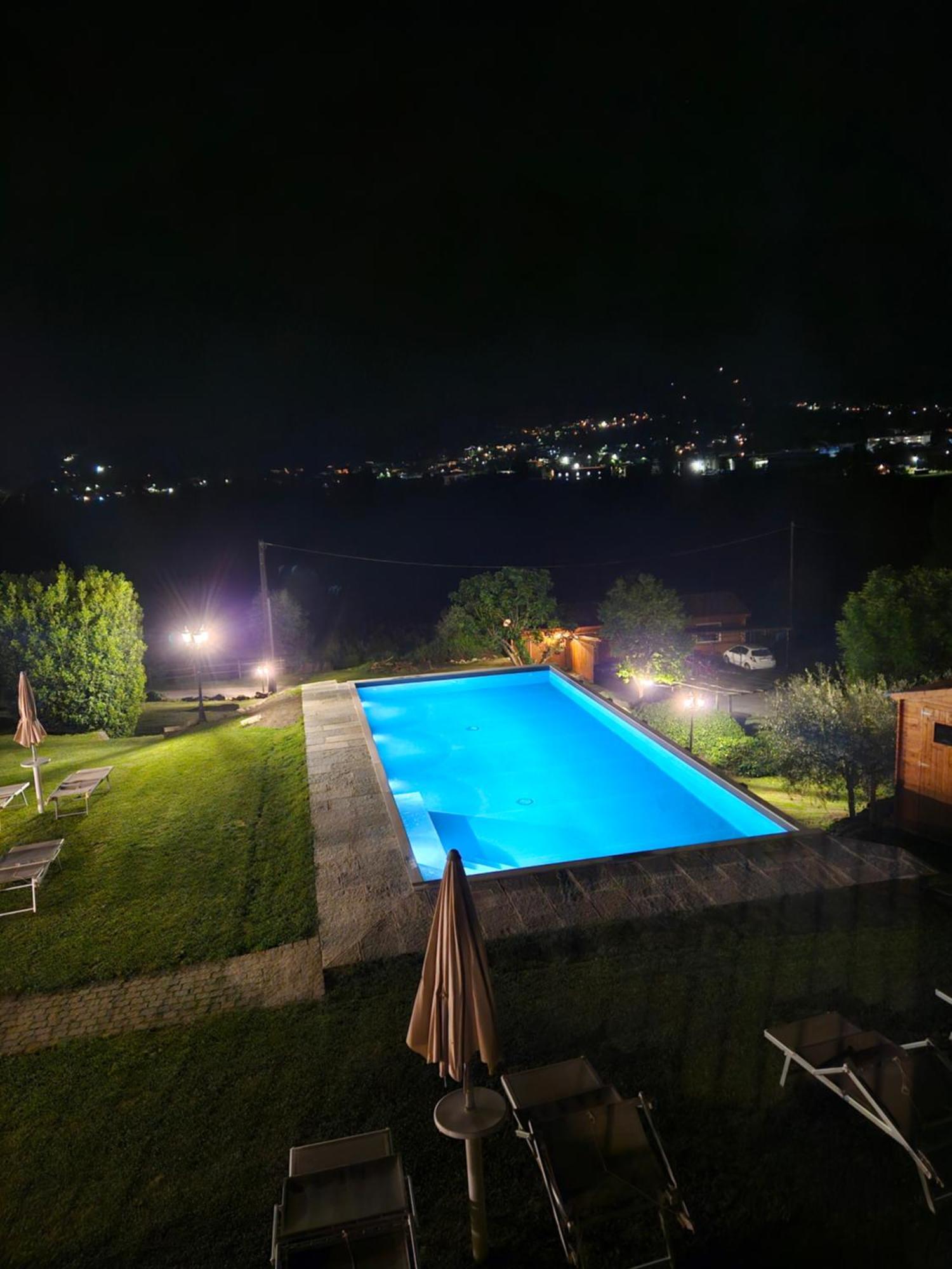 Borgo Erbiola Villa Colico Eksteriør bilde