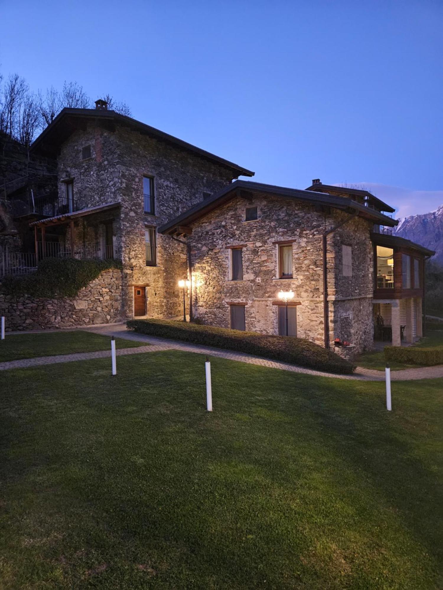 Borgo Erbiola Villa Colico Eksteriør bilde