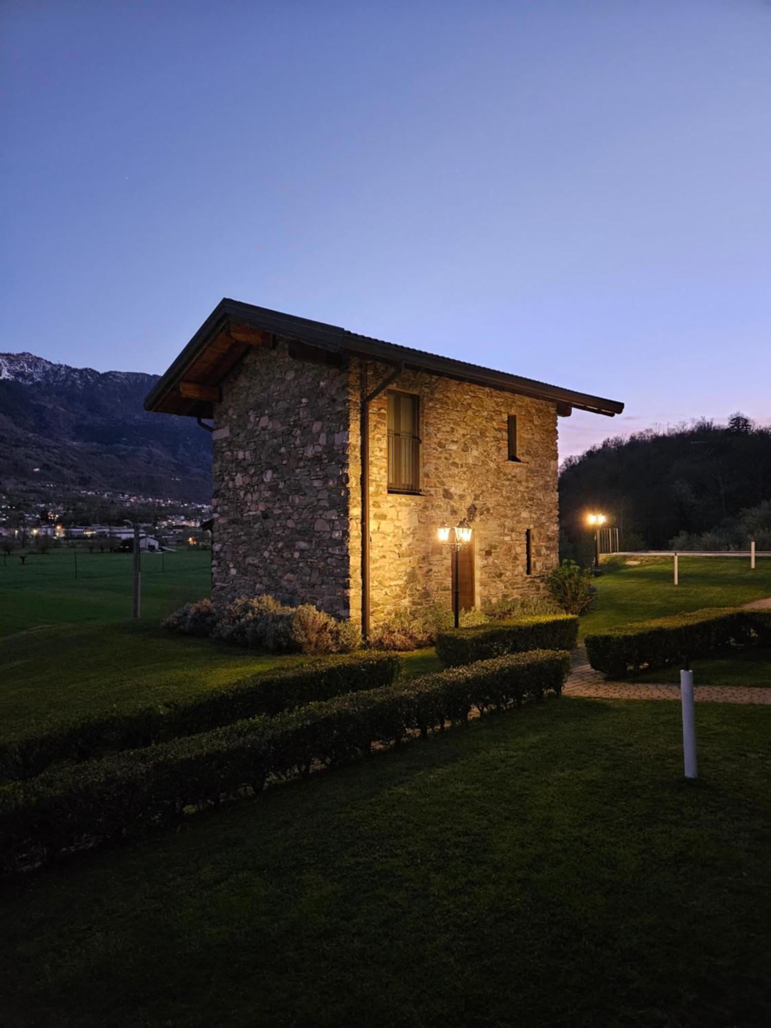 Borgo Erbiola Villa Colico Eksteriør bilde
